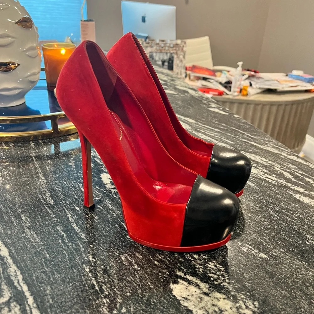 ❤️Red & Black YSL heels🖤 - Picture 2 of 13